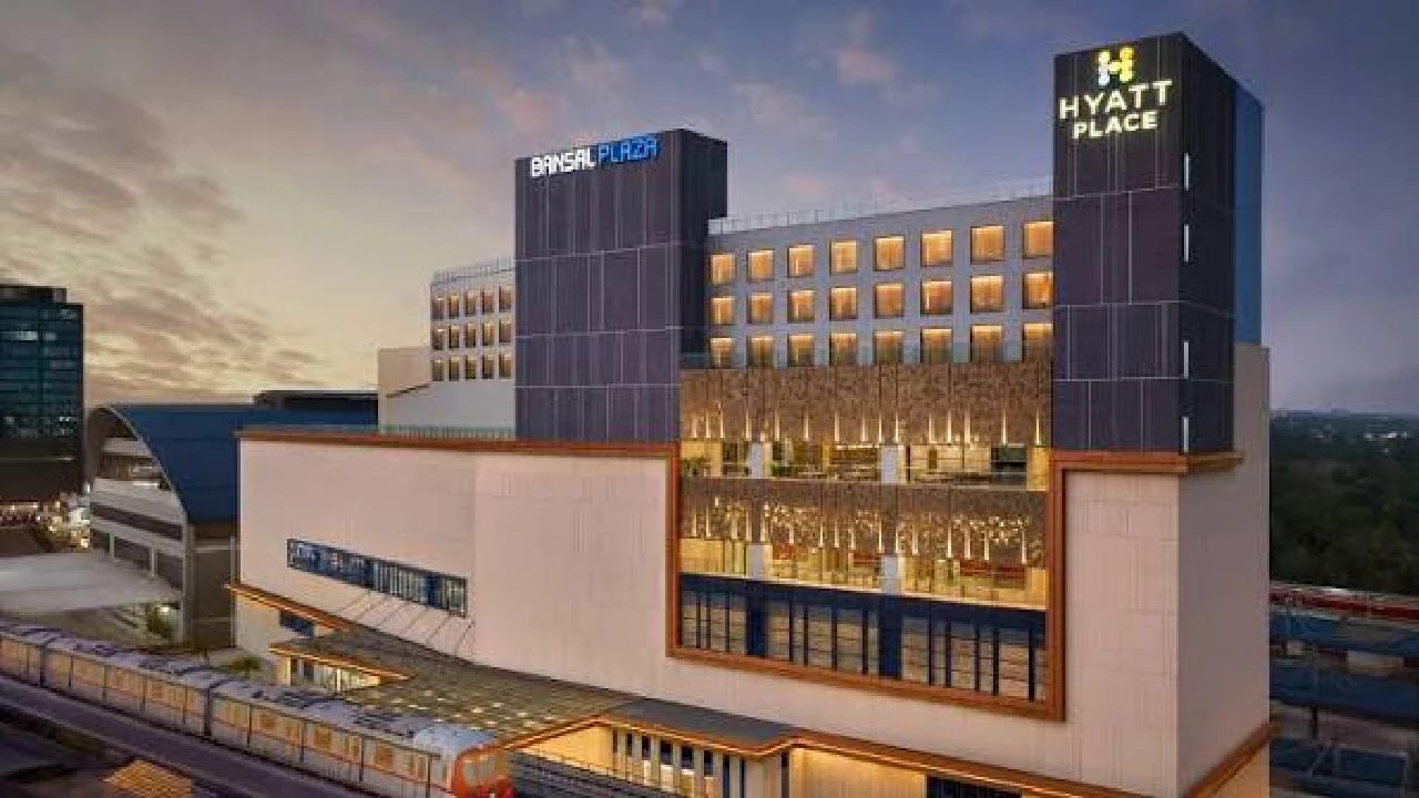 Zing by Hyatt Place | Bansal Plaza,